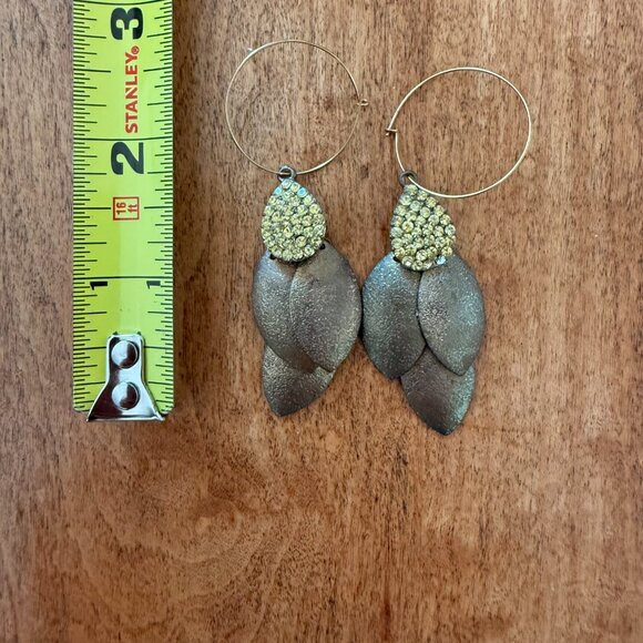 Fun Brass & Faux Rhinestone - Picture 3 of 6